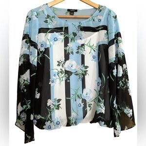 🪻NWT: ALFANI Flower print blouse with tank top Size: Petite Medium